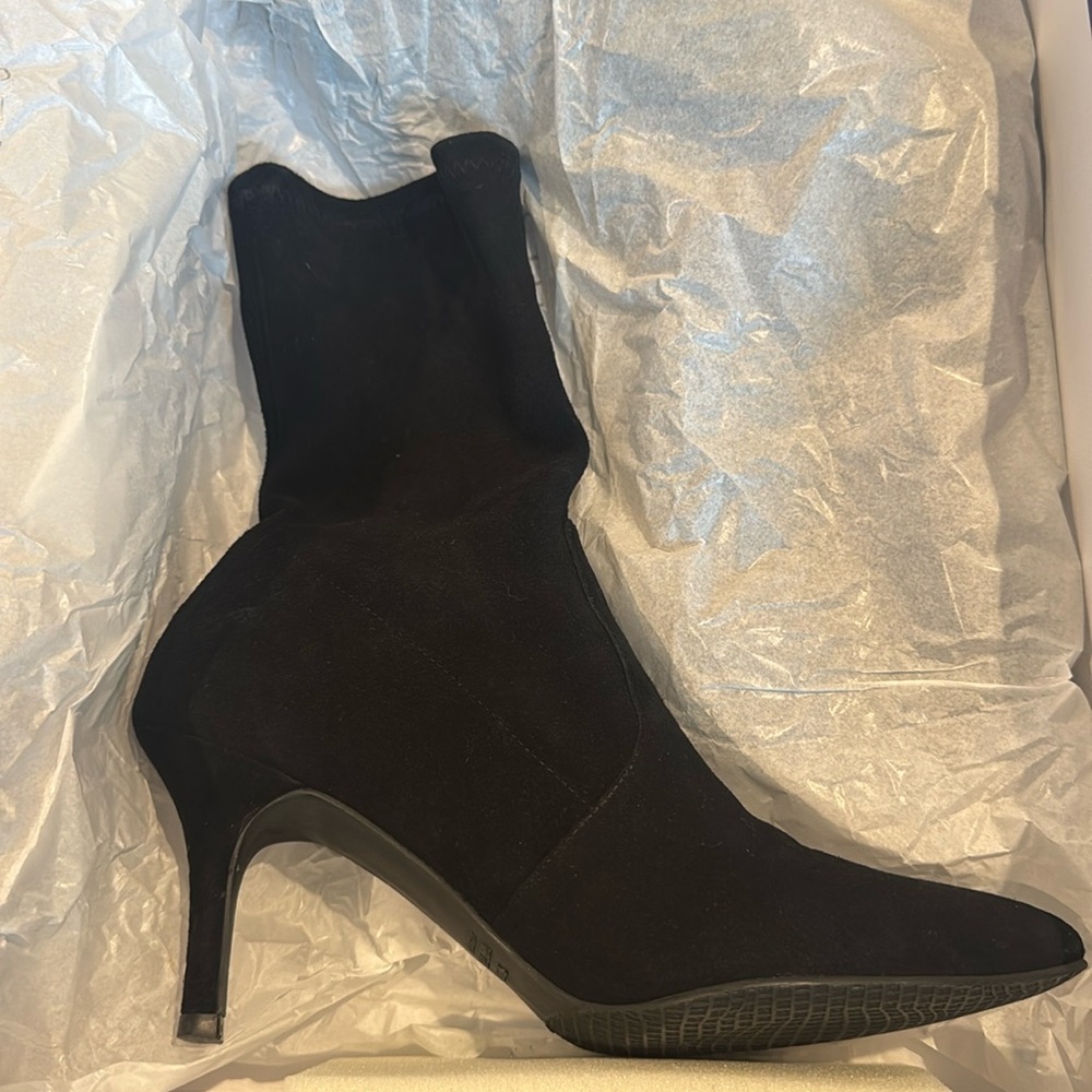 Black suede booties (cling) size 6.5